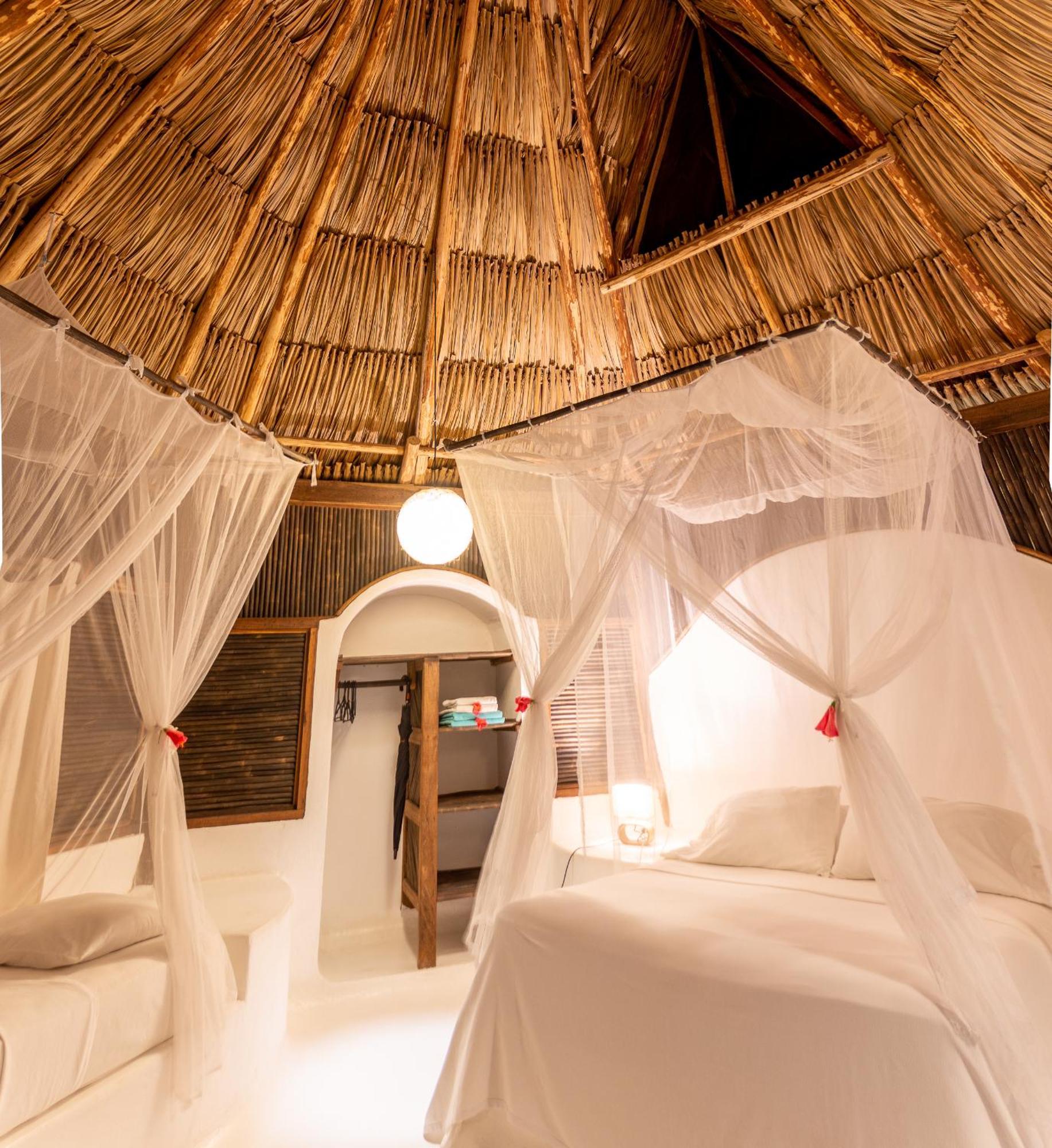 Hotel Casalina Palomino Eksteriør bilde